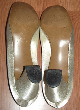 vintage gold 60s shoes back